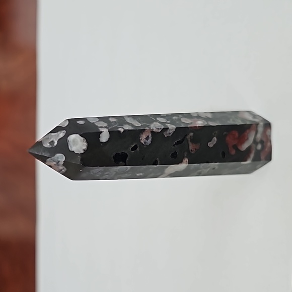 crystals Other - Plum blossom jasper.3 inches tall